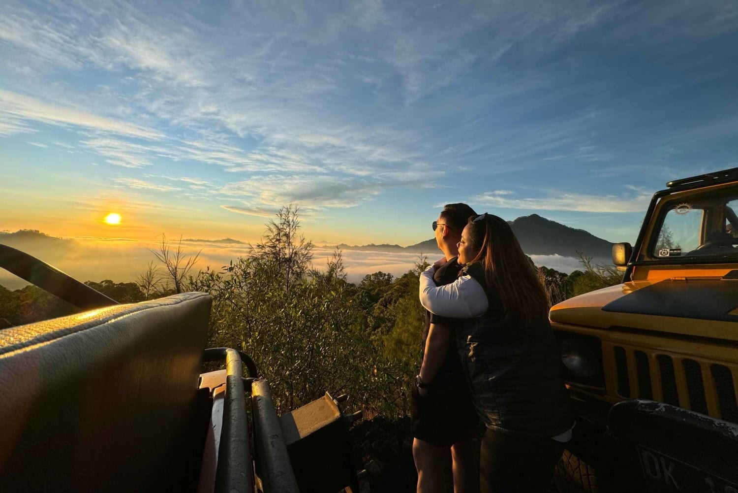 Bali : Private Sunrise Jeep Tour and Hot Spring All Include