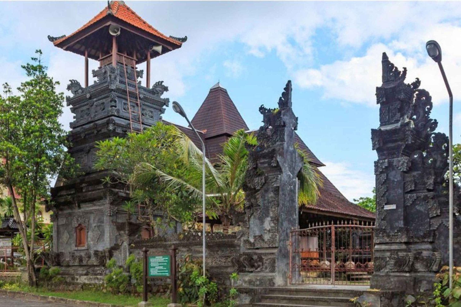 Bali: tour privado personalizado por Uluwatu con danza kecak