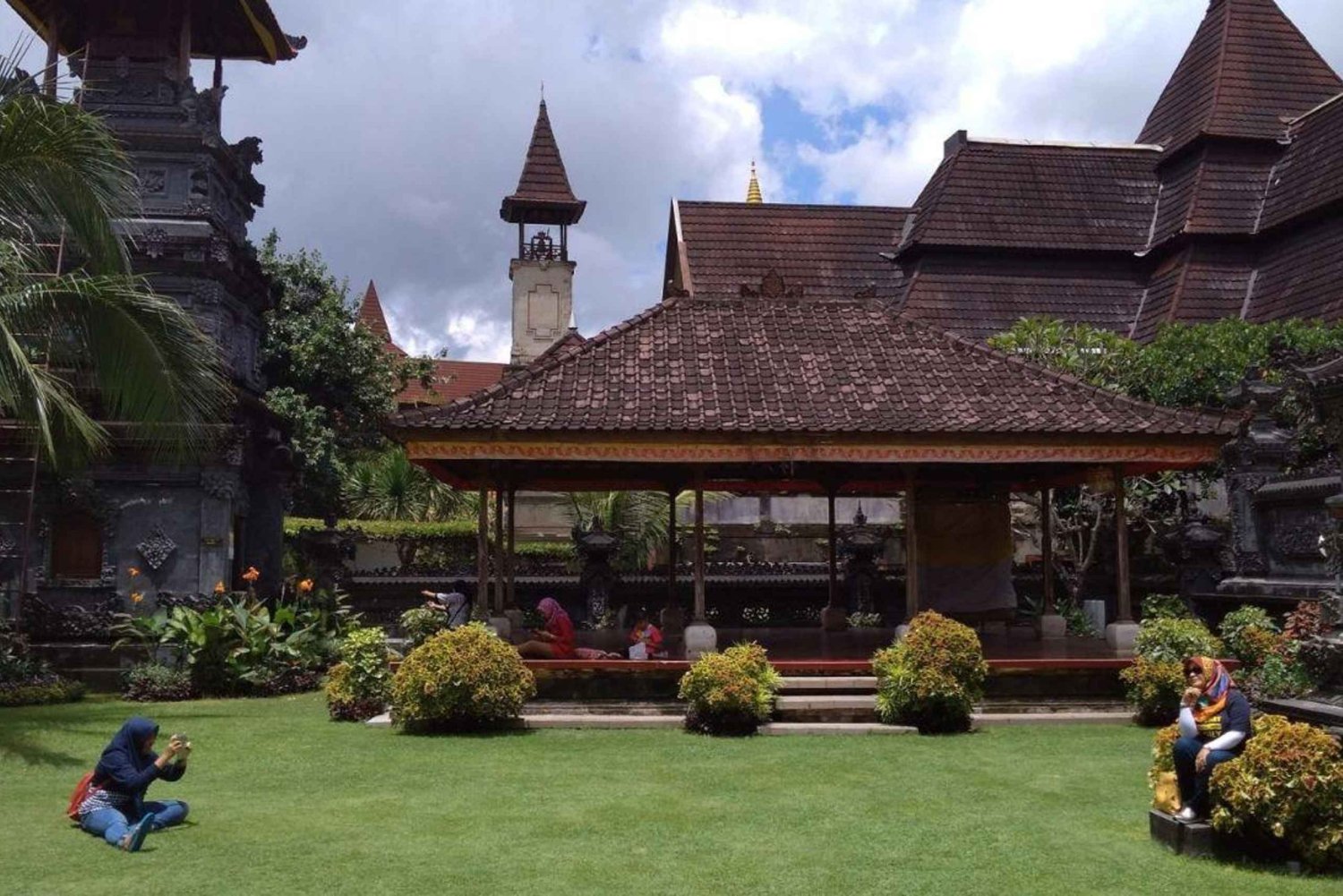 Bali: tour privado personalizado por Uluwatu con danza kecak