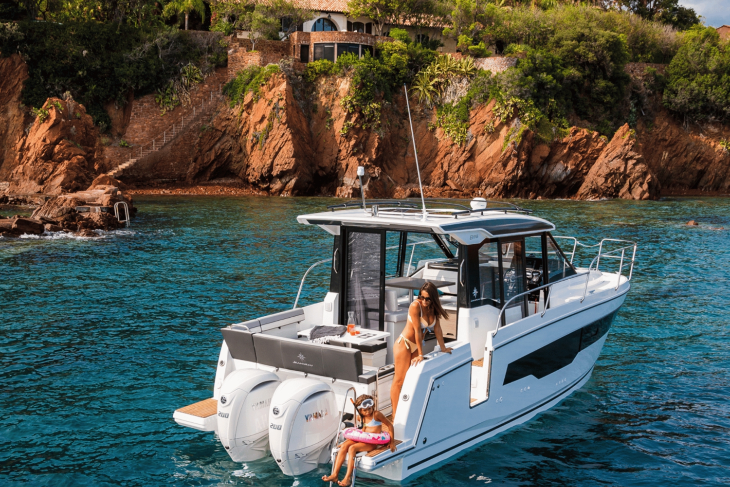 بالي: غطس باليخت الخاص في مانتا بوينت وموقعين بينيدا