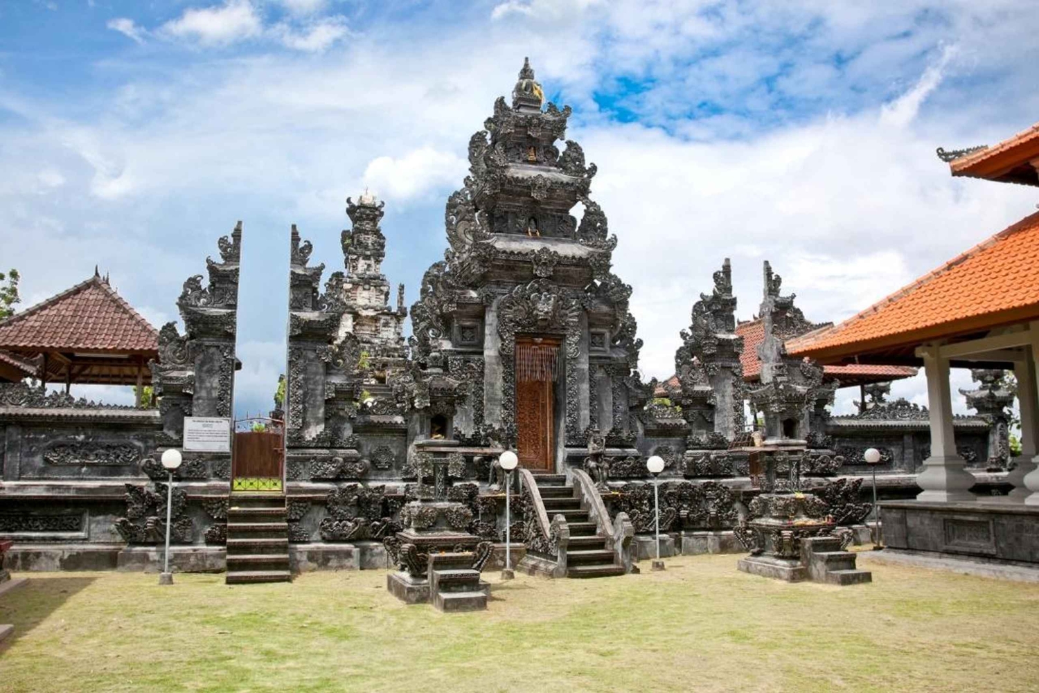 Bali: Puja Mandala, playa de Pandawa y cena romántica