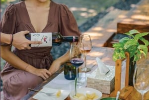 Bali: tour della cantina Sababay, mercato dell'arte e cena
