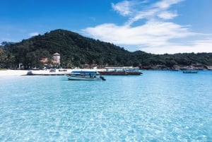 バリ島：聖なる洞窟からブルーラグーン、滝、海までを体験してください