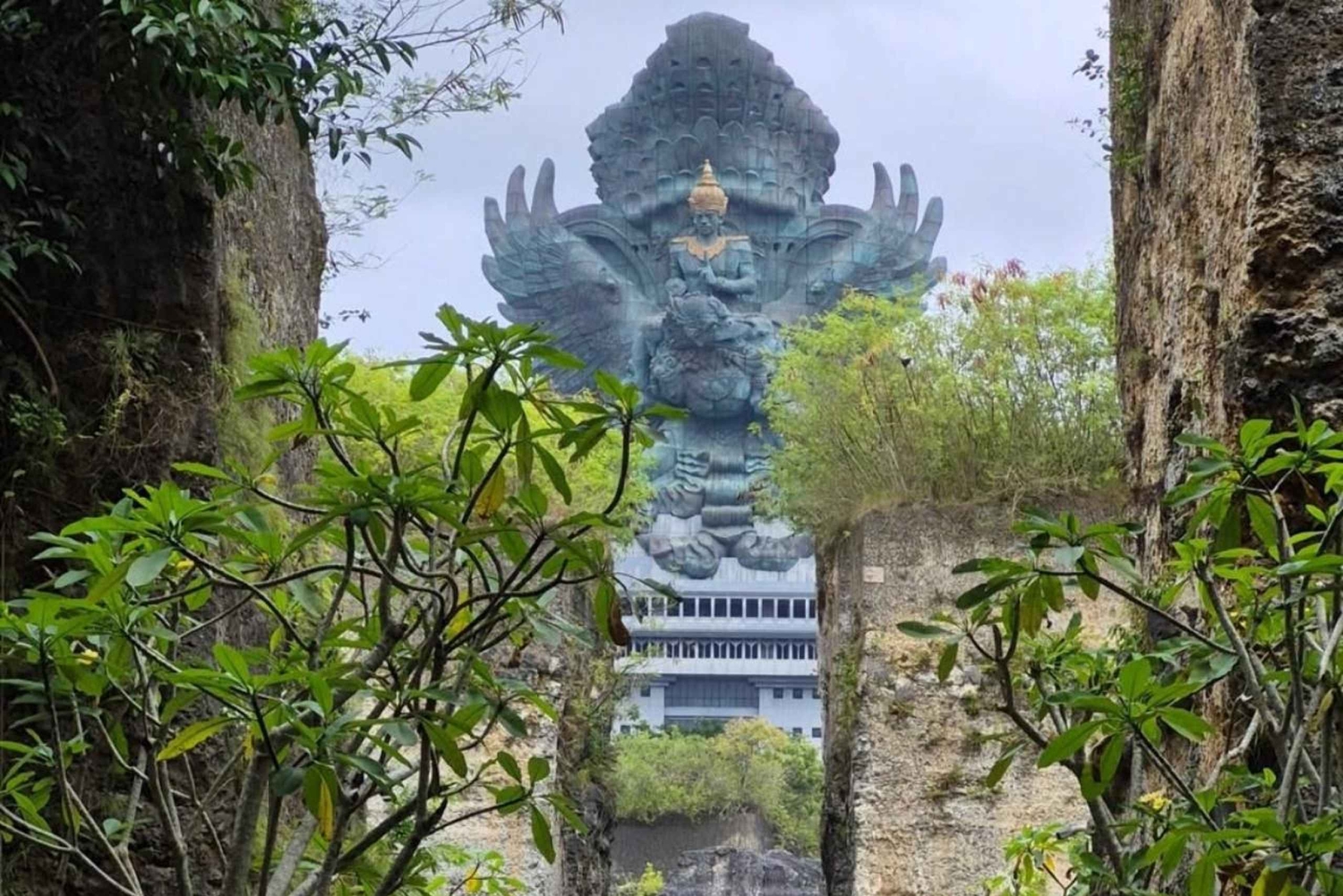 Bali: Dagstur til SAKA-museet, GWK og Kecak-dans