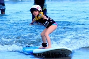 Bali/Sanur: grupowa lekcja surfingu dla wszystkich poziomów w Rip Curl School