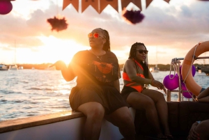 QUEEN RUIZI 10 Crociera al tramonto Nusa Dua