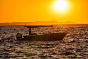 QUEEN RUIZI 10 Crociera al tramonto Nusa Dua