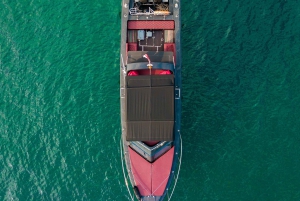 QUEEN RUIZI 10 Crociera al tramonto Nusa Dua