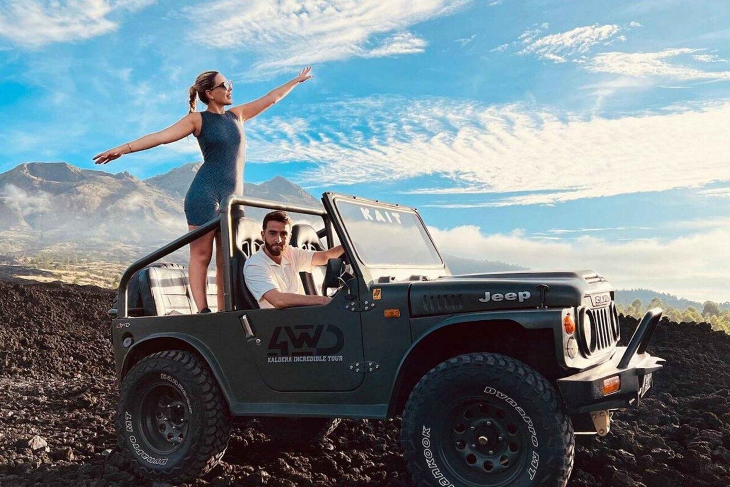 Bali: Shared Mount Batur Sunrise Jeep Tour with Hot Springs