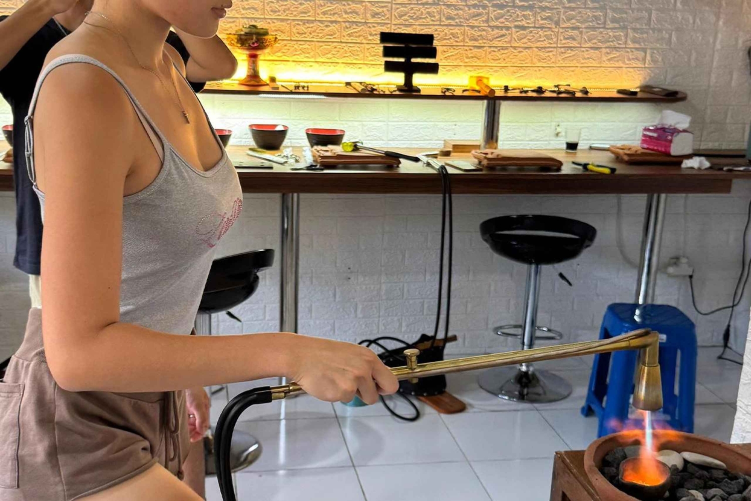 Bali: Silver Class in Kuta valinnaisella kiertoajelulla ja aktiviteeteilla.