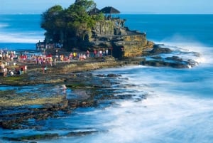 Bali: Silver Class in Kuta valinnaisella kiertoajelulla ja aktiviteeteilla.