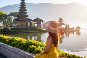 Bali: Silver Class in Kuta valinnaisella kiertoajelulla ja aktiviteeteilla.