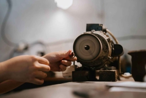 Bali, Sverige Kurs i tillverkning av silversmycken i Canggu