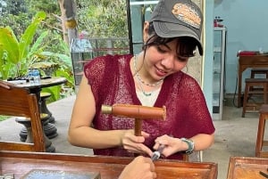 Bali: Workshop zur Herstellung von Silberschmuck im Dorf Sidemen