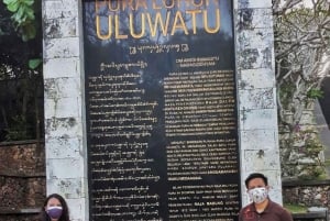 Bali: Uluwatu-templet och Kecak-elddansturen