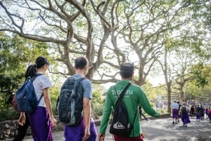 Bali: Skip-the-line Uluwatu Temple and Kecak Fire Dance Tour