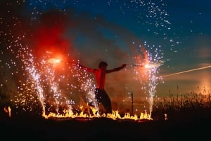 Bali: Skip-the-line Uluwatu Temple and Kecak Fire Dance Tour