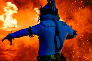 Bali: Skip-the-line Uluwatu Temple and Kecak Fire Dance Tour