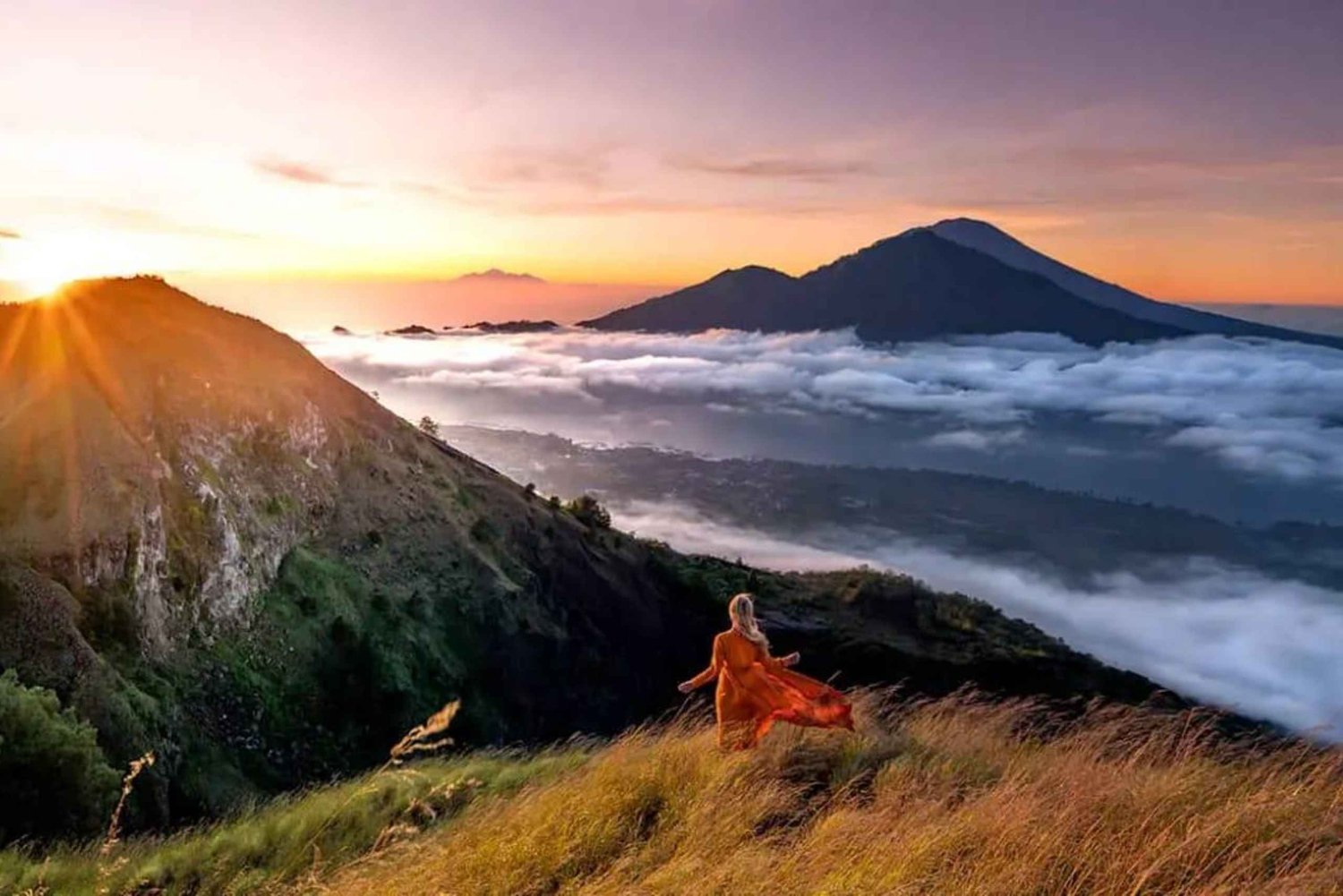Bali: Songan Village Sunrise Jeep or Trekking Tour
