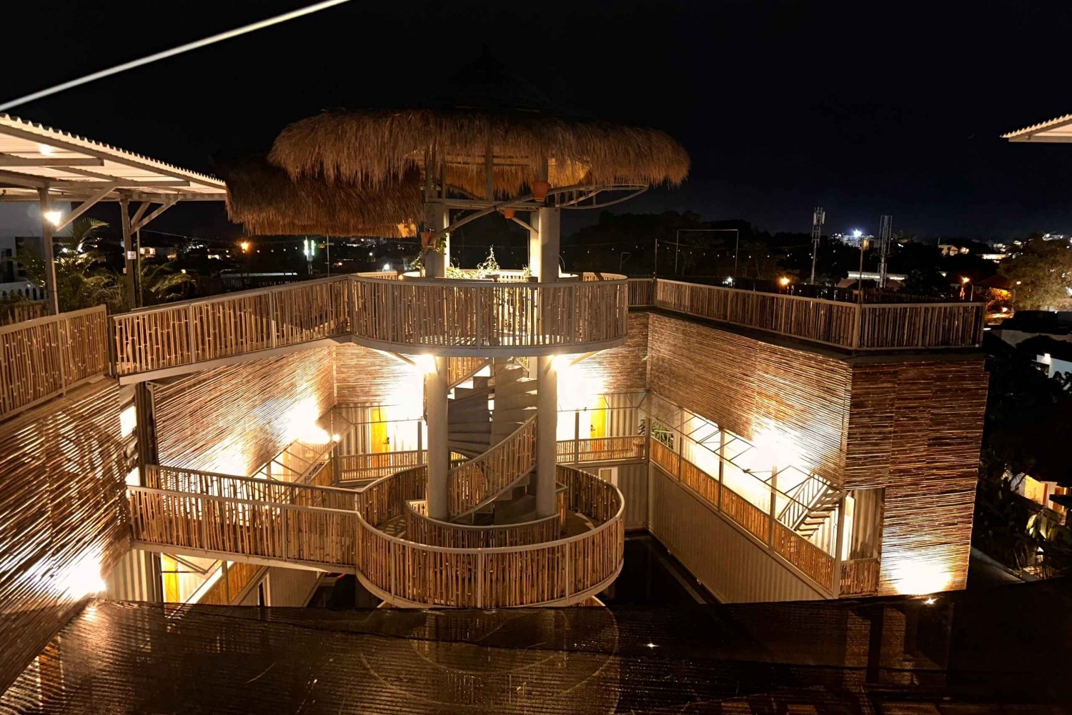 バリ島:ADDA YOGA でのサウンドヒーリングとエネルギー調整