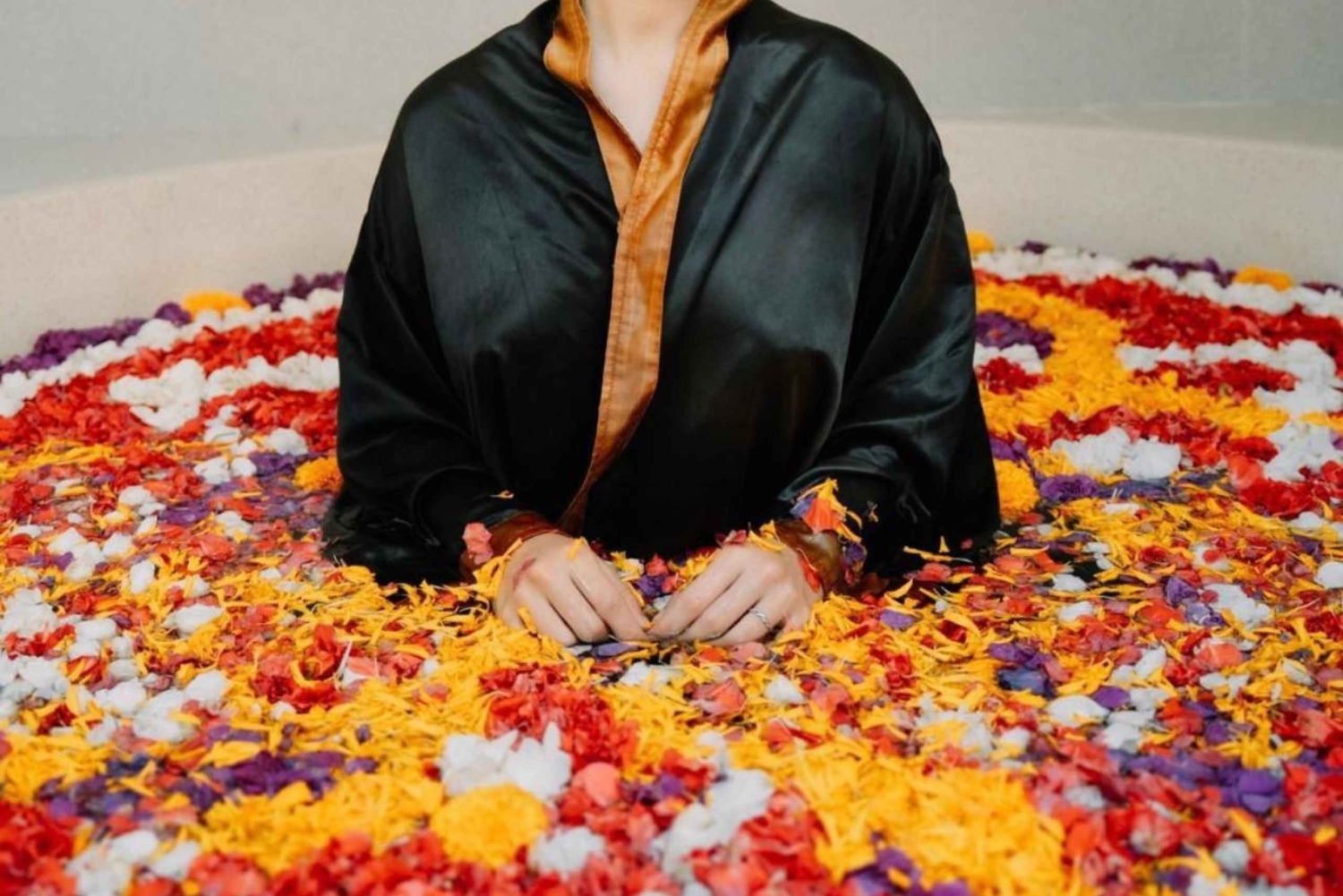 Bali: 2 ore di spa, massaggio di lusso, scrub, crema idratante e bagno di fiori