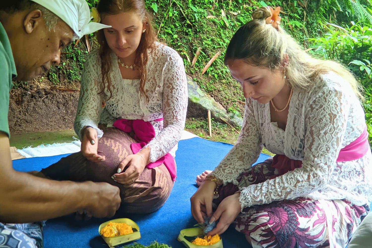 Bali Spiritual: Velsignelsesseremoni, uberørt natur, Overføring