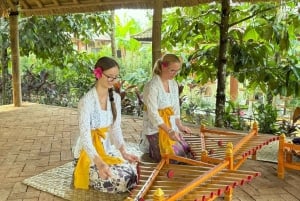 Bali Spiritual: Velsignelsesseremoni, uberørt natur, Overføring