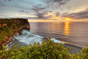 Bali: Sunset Uluwatu Temple & Kecak Fire Dance Private Tour