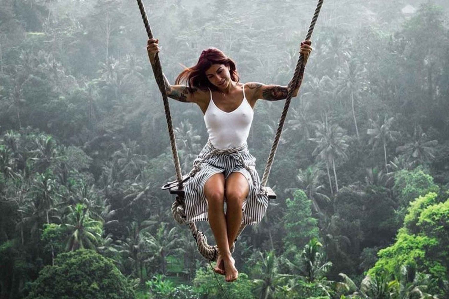 Pakiety Bali Swing - huśtawka w dżungli i punkt fotograficzny
