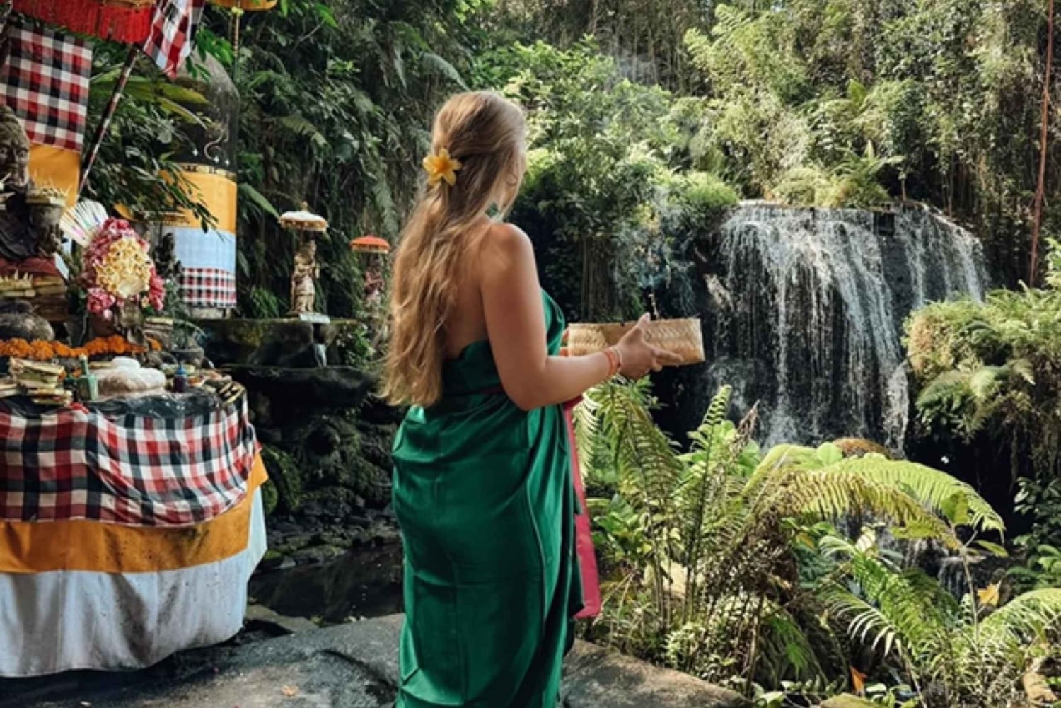 Bali: Taman Beji Griya vattenfall reningsritual