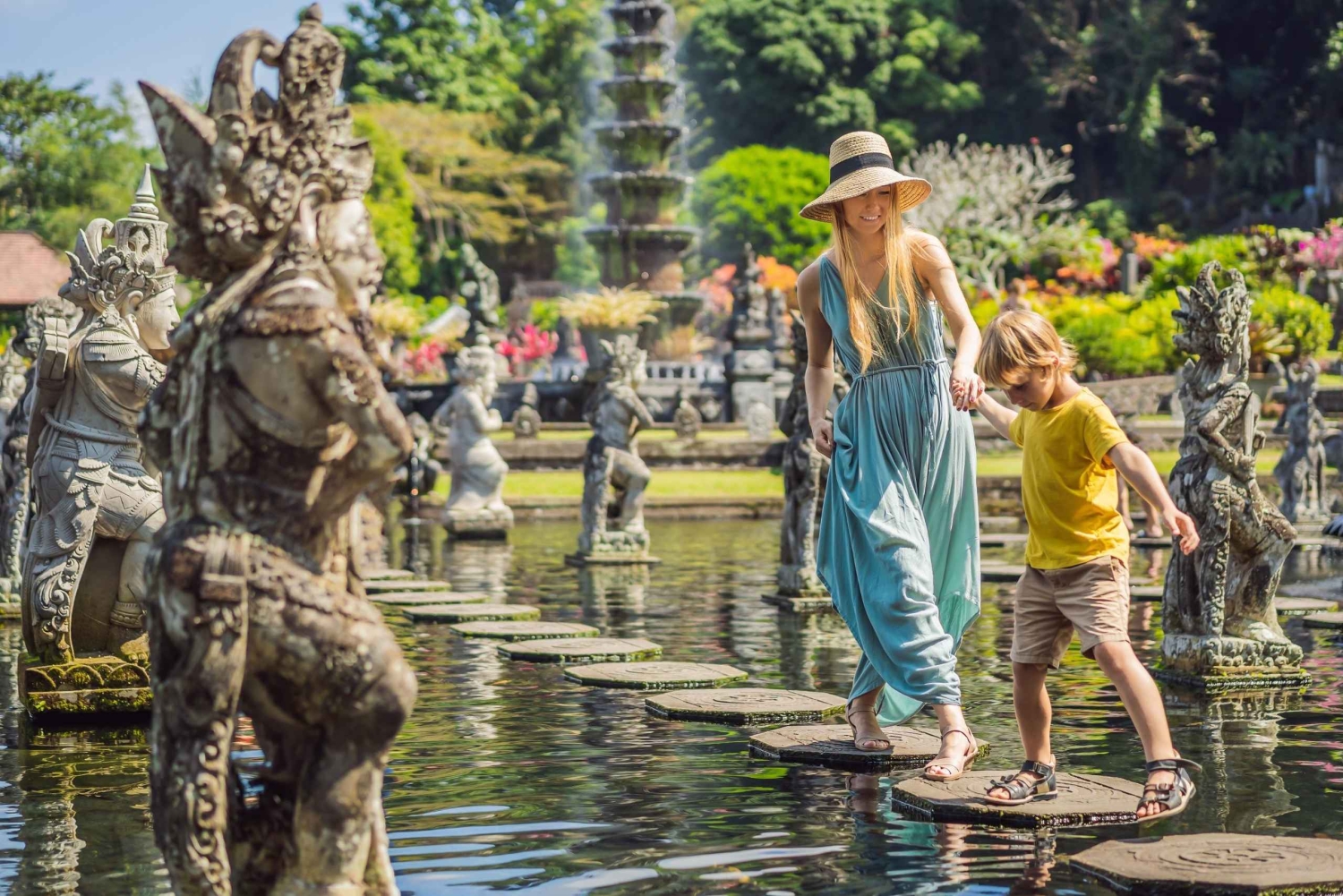 Bali: Taman Ujung Culture Tour with Tirta Gangga & Tenganan