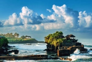 Bali :Tanah Lot Temple, Padang' & Uluwatu Sunset and Kecak