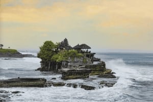 Bali: Tanah Lot Temple Sunset Kecak & Fire Dance Show Ticket