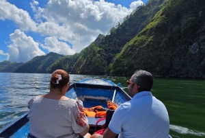 Bali: trekking all'alba a Terunyan e tour del cimitero