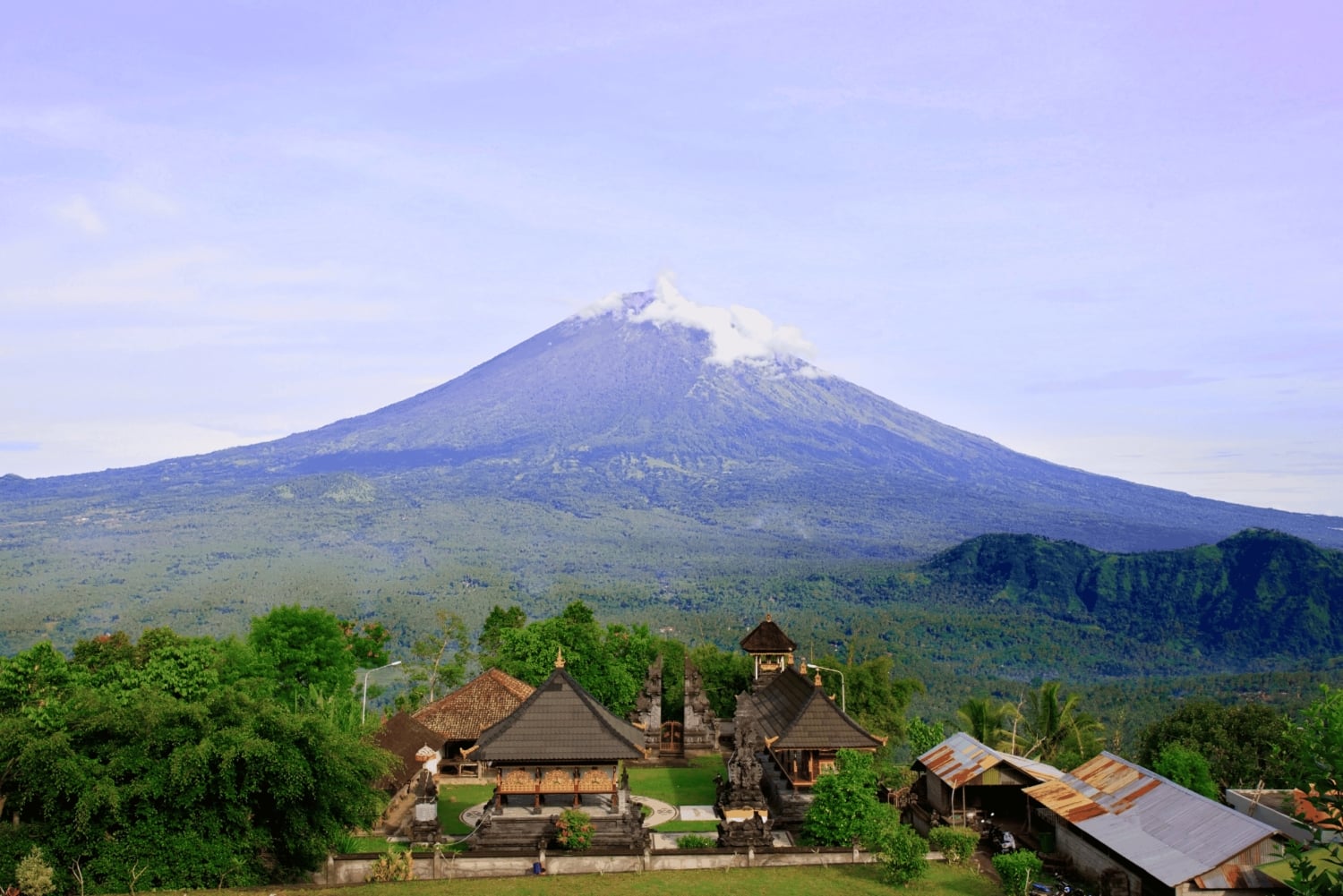 Бали: частный тур «Ворота Хейвена», роскошный автомобиль