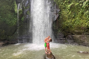 Las 3 Cascadas de Bali Top - Templo y Terraza de Arroz