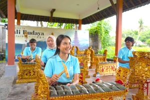 Bali: Traditional Gamelan Music Class with Visit Gong Smith