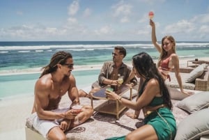 Bali: Tropical Temptation Beach Club Pass & Lounge-tilvalg