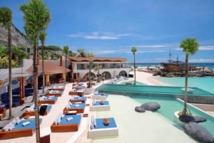 Bali: Tropical Temptation Beach Club Pass & Lounge-tilvalg