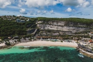 Bali: Tropical Temptation Beach Club Pass & Lounge-tilvalg