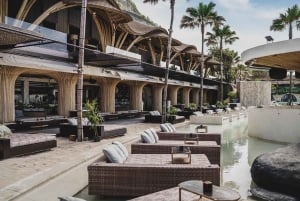 Bali: Tropical Temptation Beach Club Pass & Lounge-tilvalg
