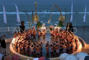 Bali: Turtle Island, Melasti Beach, Uluwatu & Jimbaran Tour