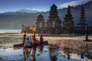 Bali: Twin Lakes, Handara Gates og skovvandreture