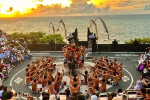 Bali: Ubud and Uluwatu Highlights Tour with Kecak Dance