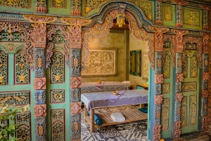 バリ島ラグジュアリースパ バリニーズマッサージスクラブ フラワーバス 2時間