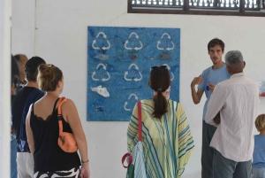 Bali, Ubud : Atelier d'art sur le recyclage des déchets plastiques