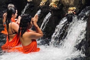 Bali: Duchowe oczyszczanie i uzdrawiająca medytacja w Ubud
