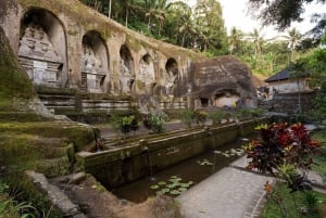 Bali: Ubud Spirituelle Reise mit Reinigungszeremonie.