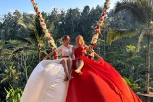 Bali: Ubud Swing, Zipline, SkyBike i en privat risterrass