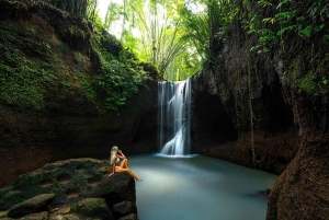 Bali: Ubud Tour with Photographer by Camera & Drone